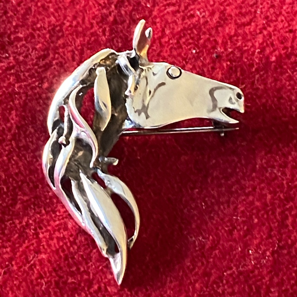 Sterling silver horse head and mane